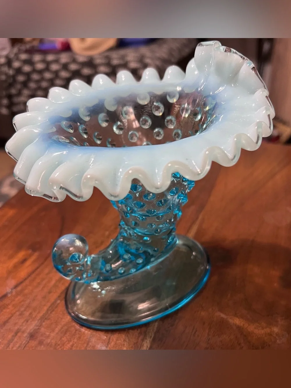 Vintage Fenton Blue Opalescent Hobnail Cornucopia Vase 6”